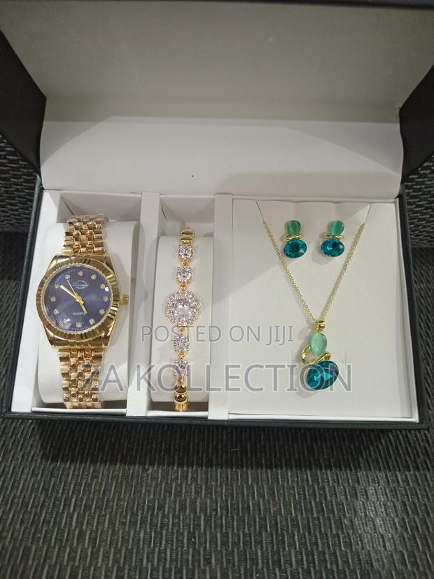 Luxury Blue Ladies Jewellery Set · Photo 2