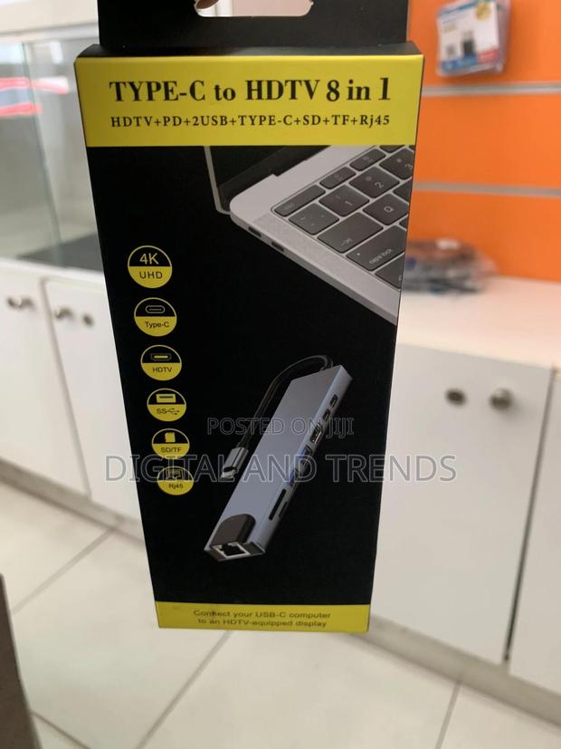 Type C Hdmi 8-in-1 Adapter · Photo 1