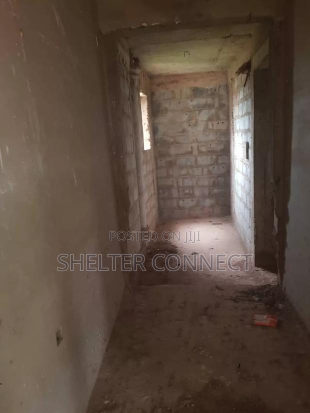6bdrm Duplex in Oyarifa for sale · Photo 4