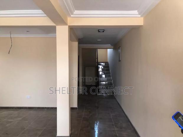 3bdrm Duplex in Abokobi for sale · Photo 4