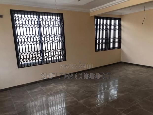3bdrm Duplex in Abokobi for sale · Photo 5