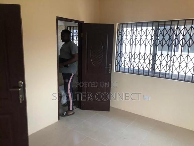 3bdrm Duplex in Abokobi for sale · Photo 6