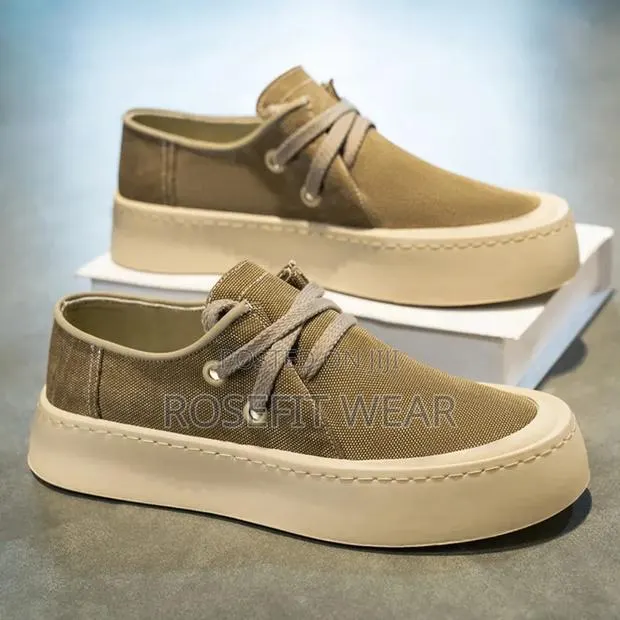 Casual Shoe · Photo 1