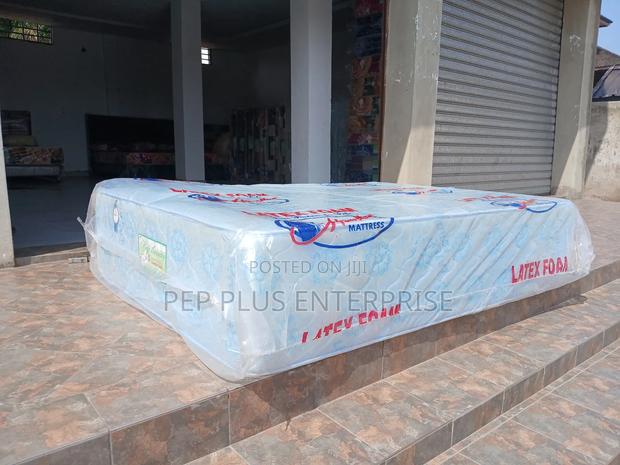 16 Inches Latex Foam Double Size Mattress · Photo 2