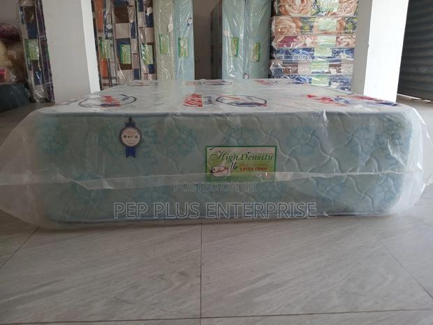 16 Inches Latex Foam Double Size Mattress · Photo 6