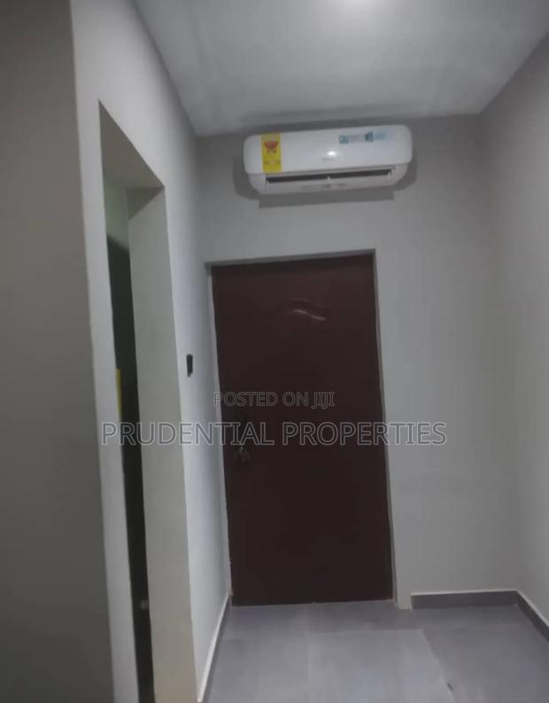 Furnished 1bdrm Apartment in Dzorwulu for rent · Photo 2