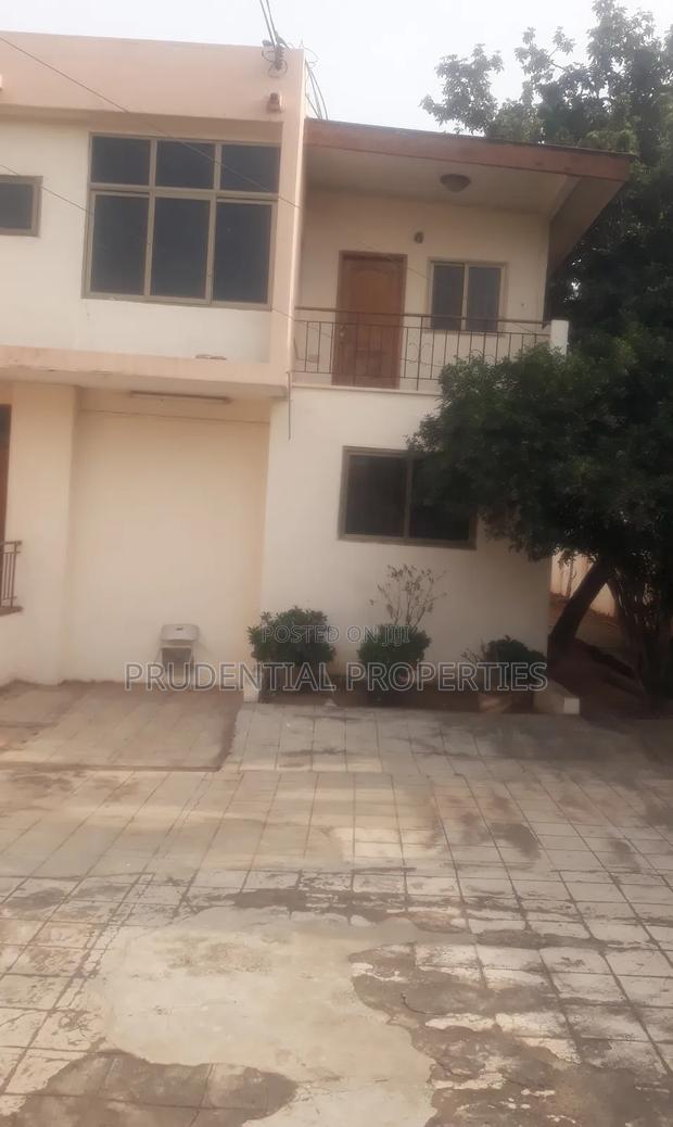 3bdrm House in Tesano for rent · Photo 4