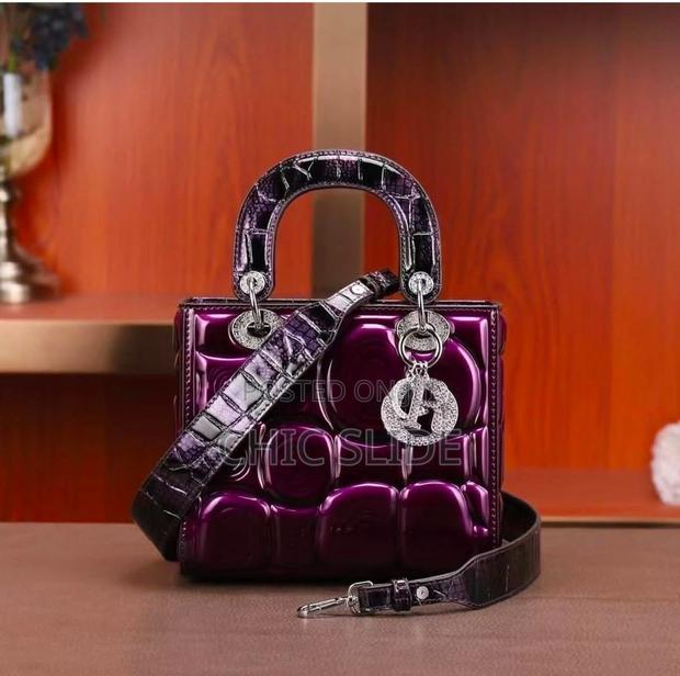 Small Size Dior Handbag · Photo 2