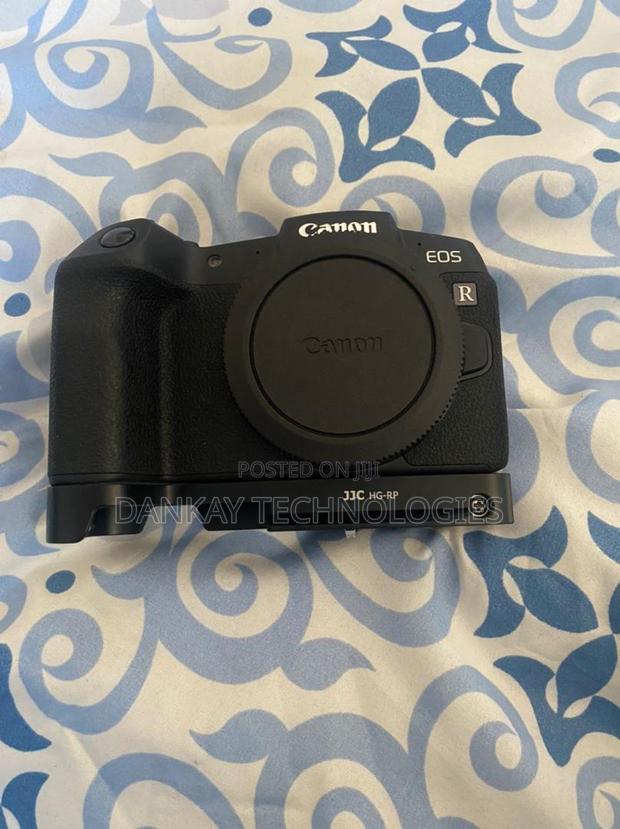 Canon Rp Mirrorless Camera · Photo 2