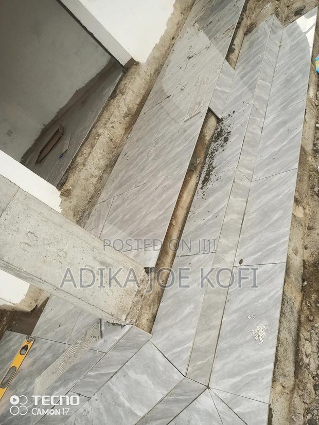 Interior Design and Exterior Tiles Workers · Photo 3