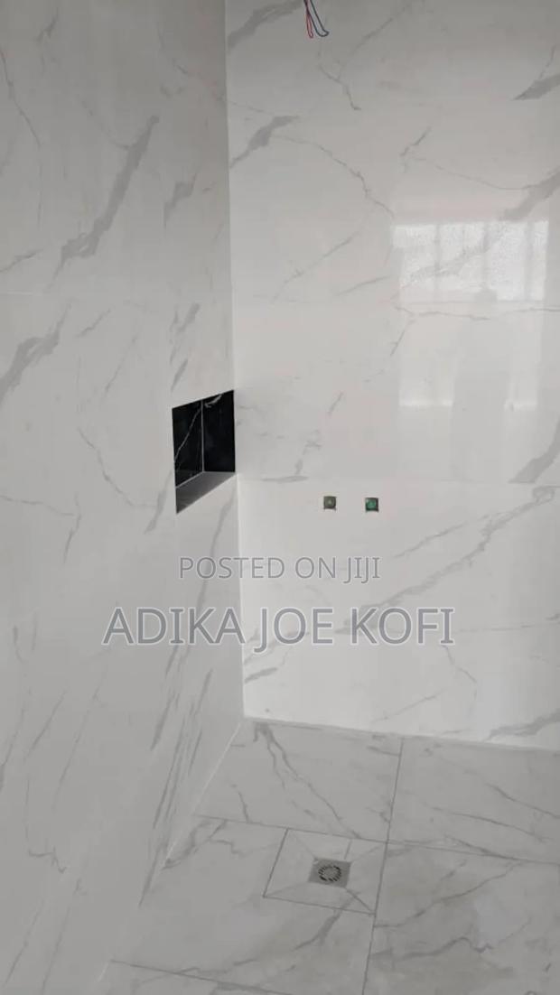 Joefel Tiles Workers Decorative · Photo 1