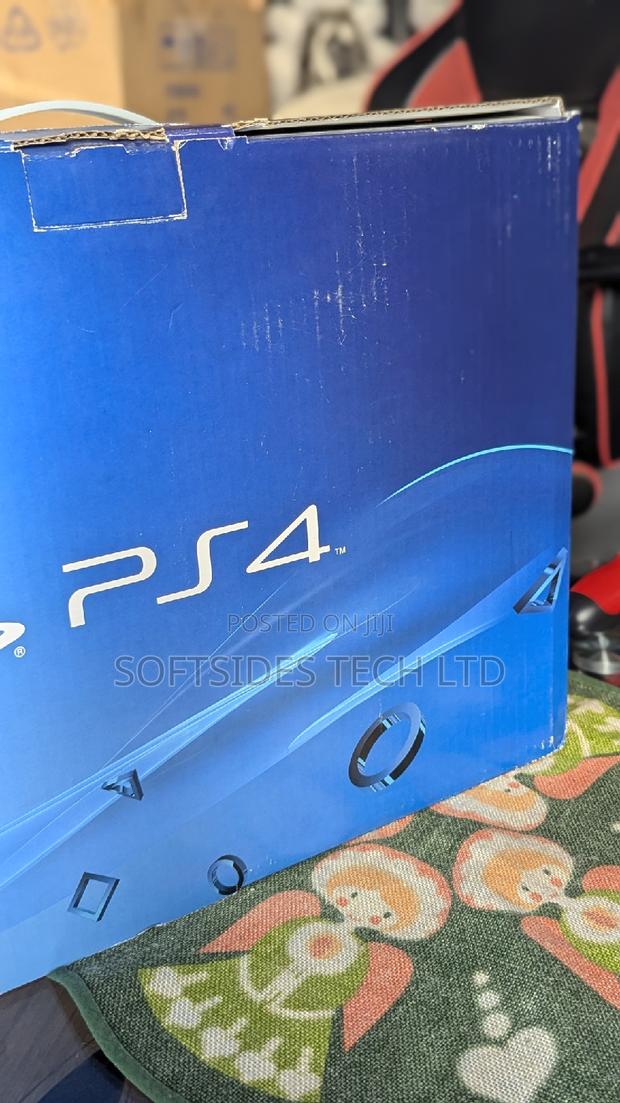 Playstation 4 Standard Jailbreak With 6 Games In Box Neatly · Photo 1