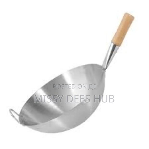 40cm Stainless Steel Wok With Long Wooden Handle · Photo 2