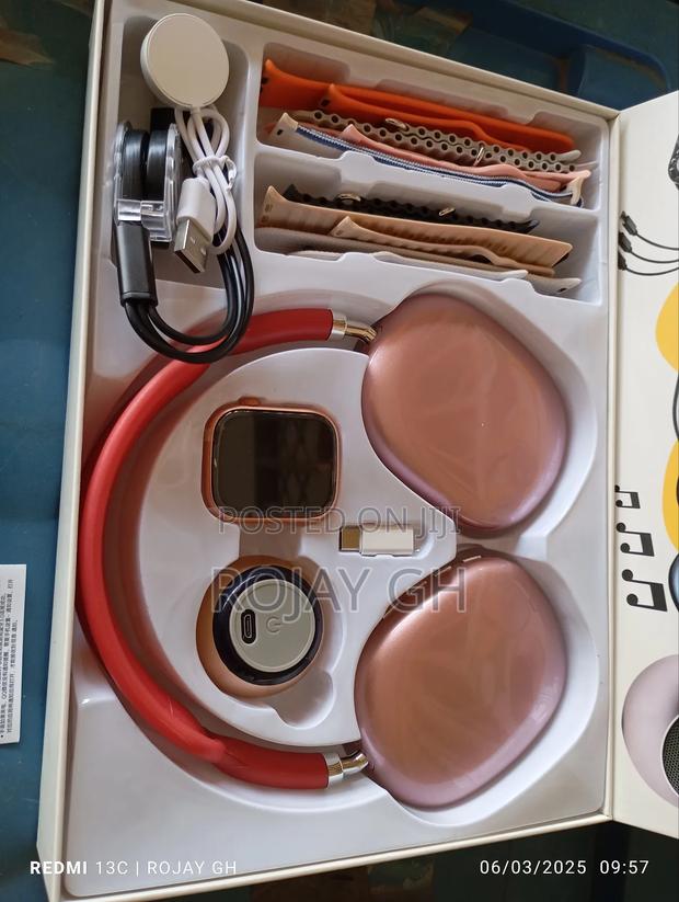 D-P9 Smart Watch With Bt Mini Speaker P9 Headphone - Red · Photo 5