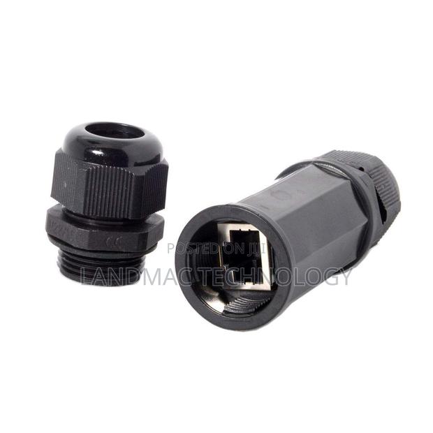 Cat6 /Cat5 Female to Female Adapter Weatherproof Connector · Photo 2