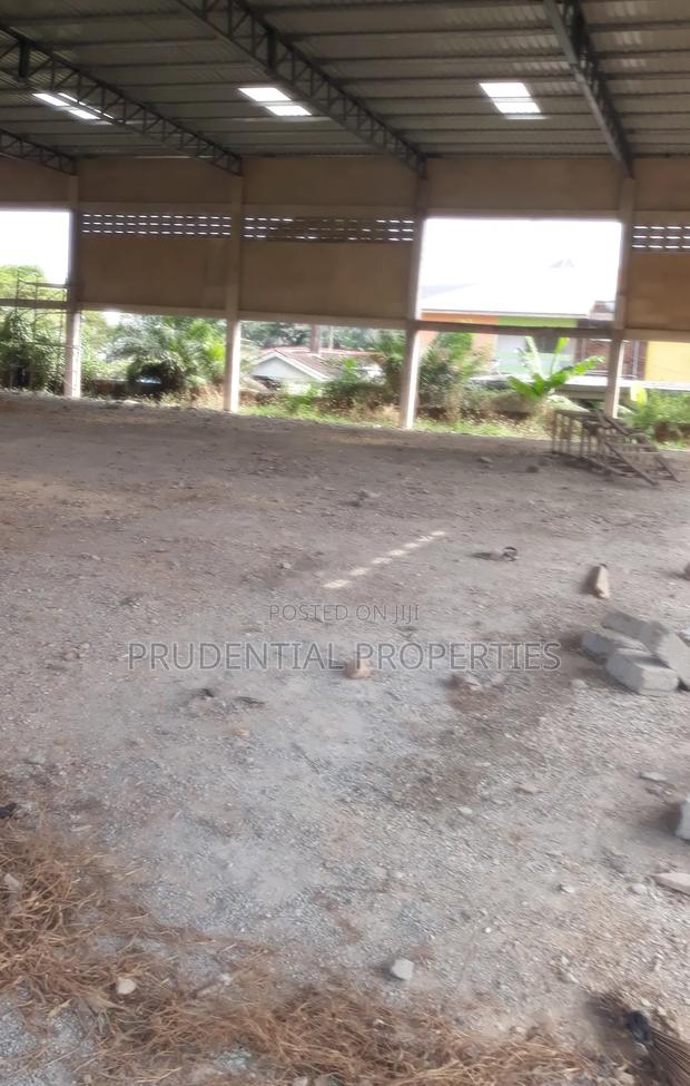 Warehouse for Rent at Tesano · Photo 6