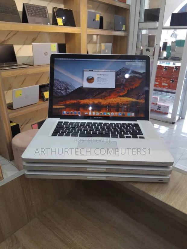 Laptop Apple MacBook Pro 2010 4GB Intel Core I7 HDD 512GB · Photo 1