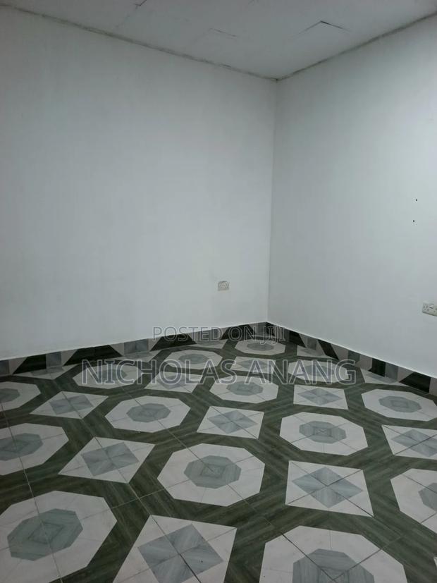 1bdrm Apartment in The Dorns Properties, New Town for rent · Photo 6