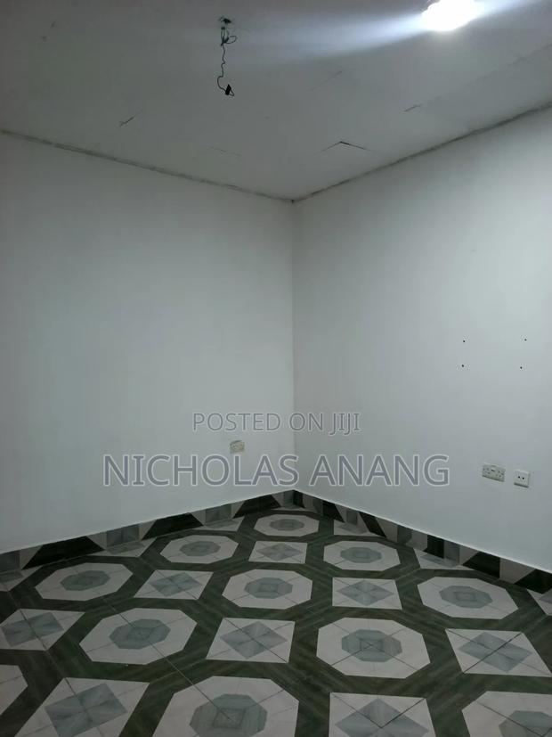1bdrm Apartment in The Dorns Properties, New Town for rent · Photo 7