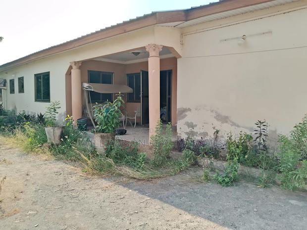 4bdrm House in Community 18 Area, Spintex for rent · Photo 8