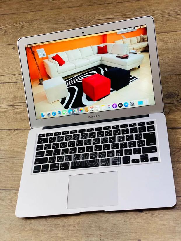 Laptop Apple MacBook Air 2015 8GB Intel Core i5 SSD 128GB · Photo 1