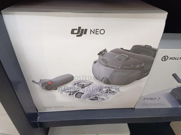 Dji Neo Fly More Combo · Photo 2