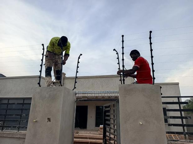 Electric Fence Installation · Photo 8