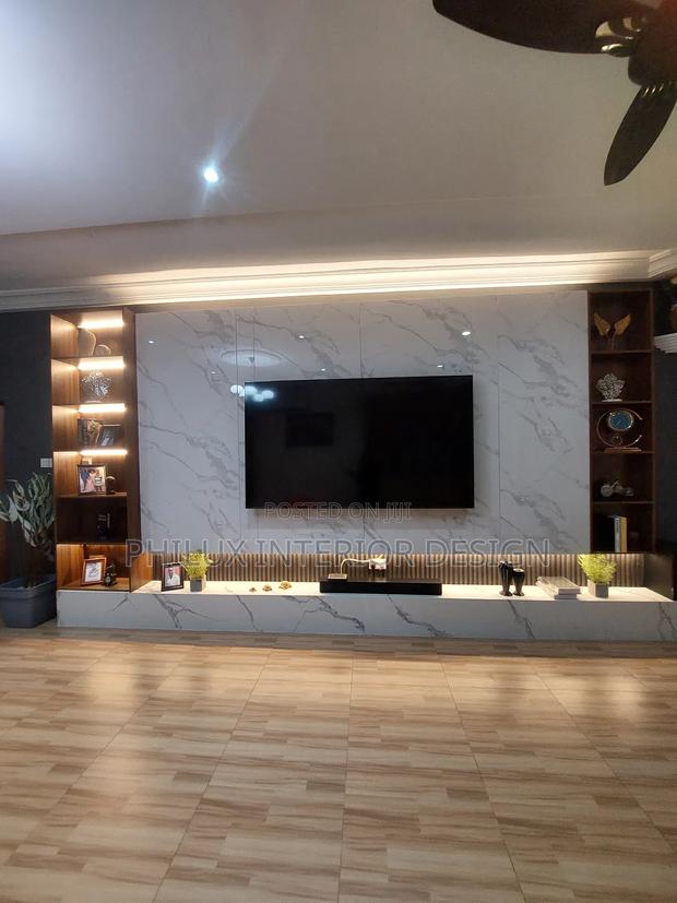 Tv Console · Photo 3