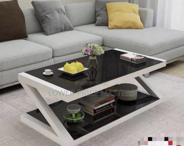 Modern Glass Center Table · Photo 1