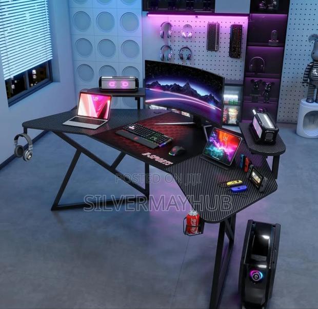 Gaming Desk · Photo 2