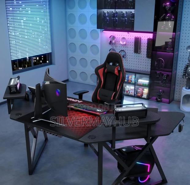 Gaming Desk · Photo 4