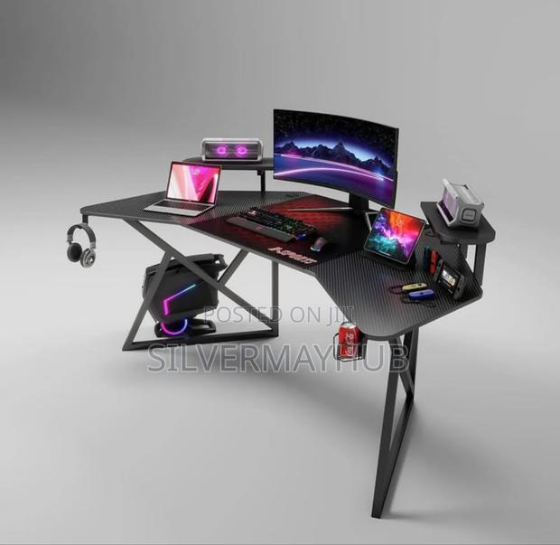 Gaming Desk · Photo 5