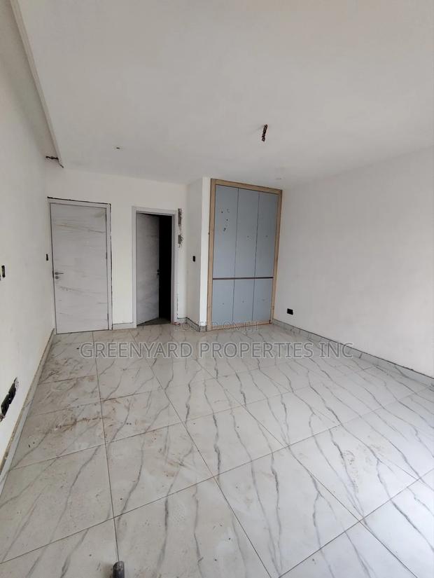 5bdrm Mansion in Adjiringanor, East Legon for sale · Photo 2