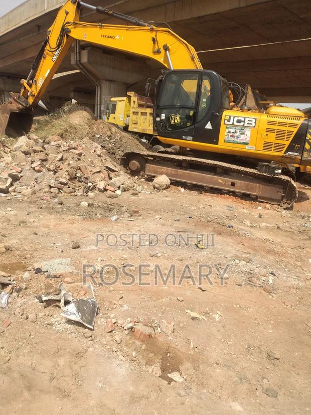 Excavator for Rent · Photo 3
