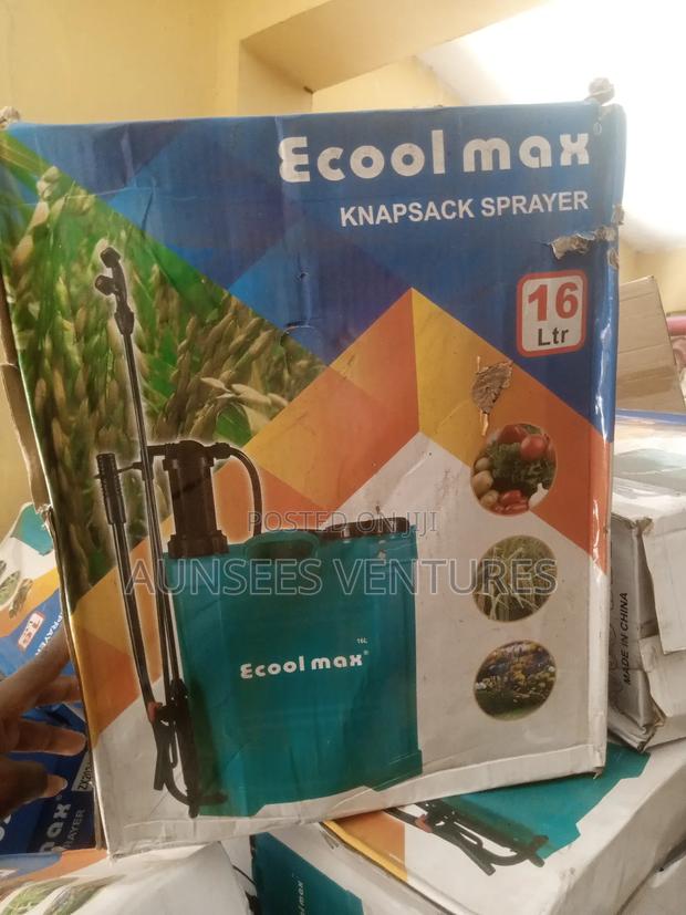 Knapsack Sprayer · Photo 1