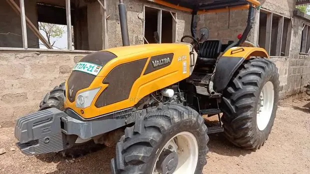 VALTRA A750 With All Implements · Photo 1