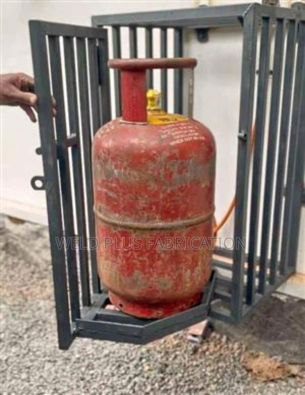 Cylinder Cage for Homes · Photo 1