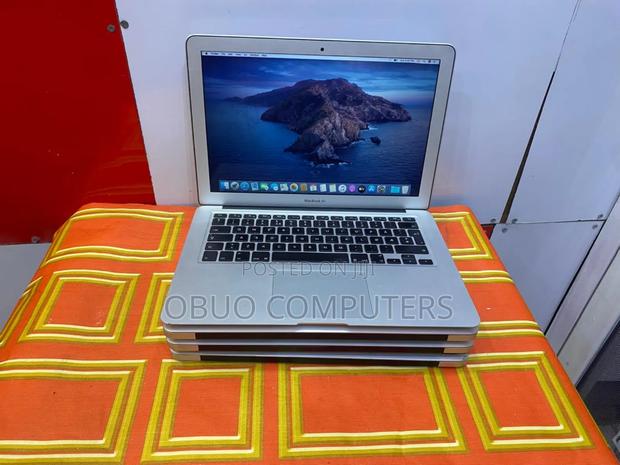 Laptop Apple MacBook Air 2014 8GB Intel Core I5 SSD 128GB · Photo 1