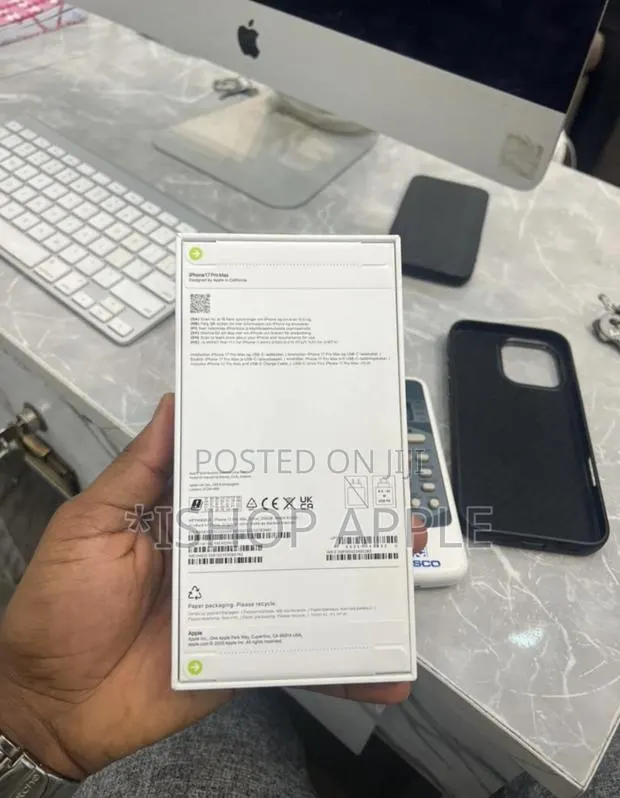 New Apple iPhone 17 Pro Max 512 GB · Photo 1