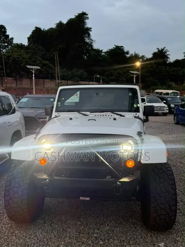 Jeep Wrangler Sahara 4x4 2017 White