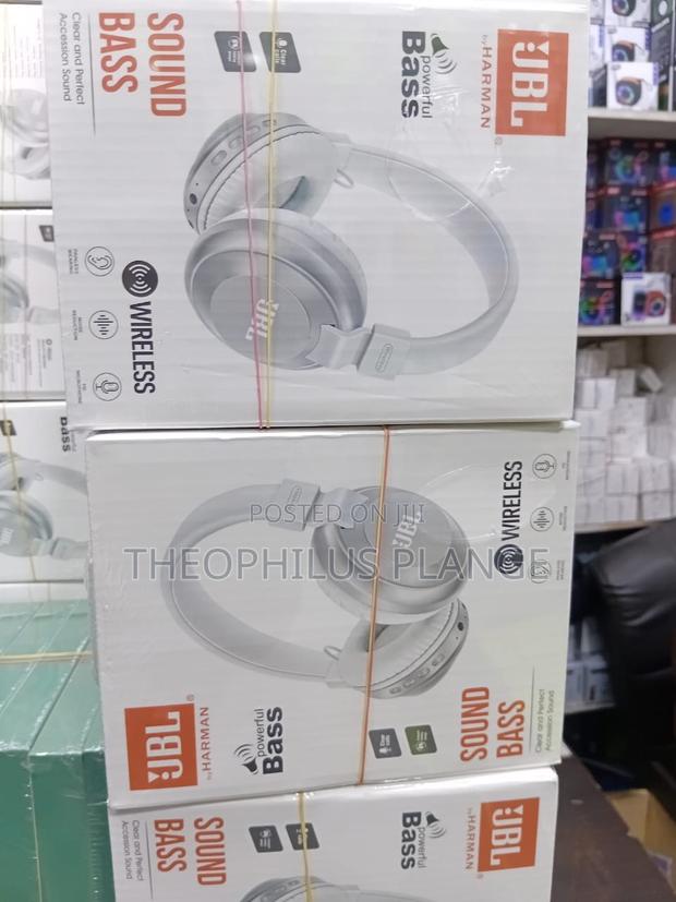 JBL Extra Base Headset. · Photo 2