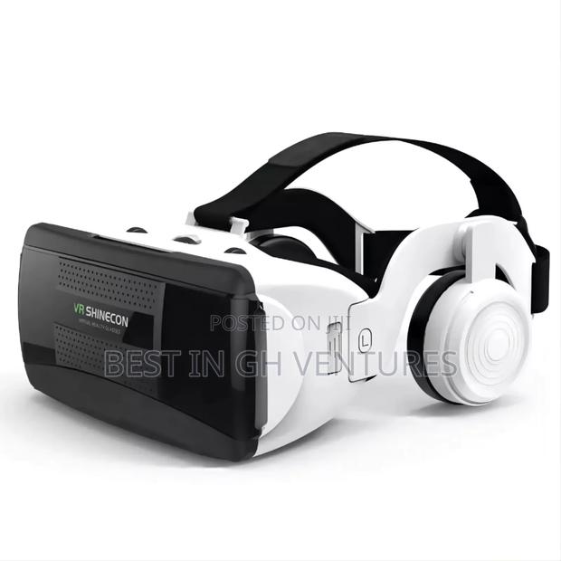 Vr Glasses With Earphones · Photo 1