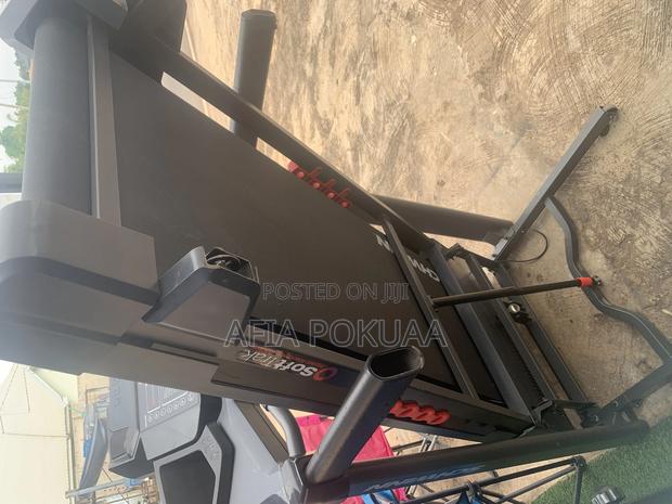 Schwinn Treaddmill 150kg · Photo 8