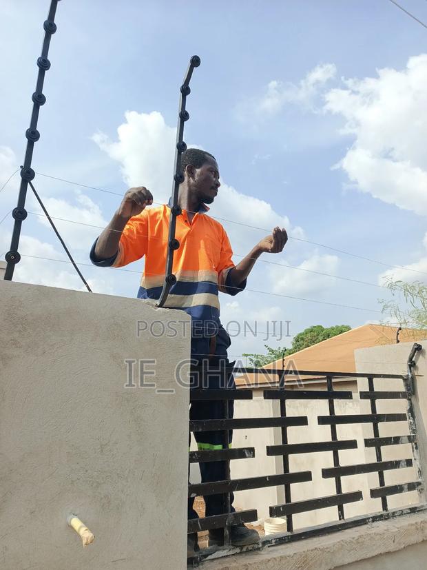 Security Fence Installation · Photo 2