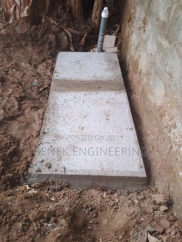 Biodigester Toilet With Materials · Photo 1