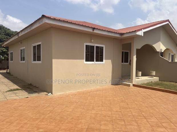 2bdrm House in Devtraco Estate, Tema Metropolitan for rent · Photo 1
