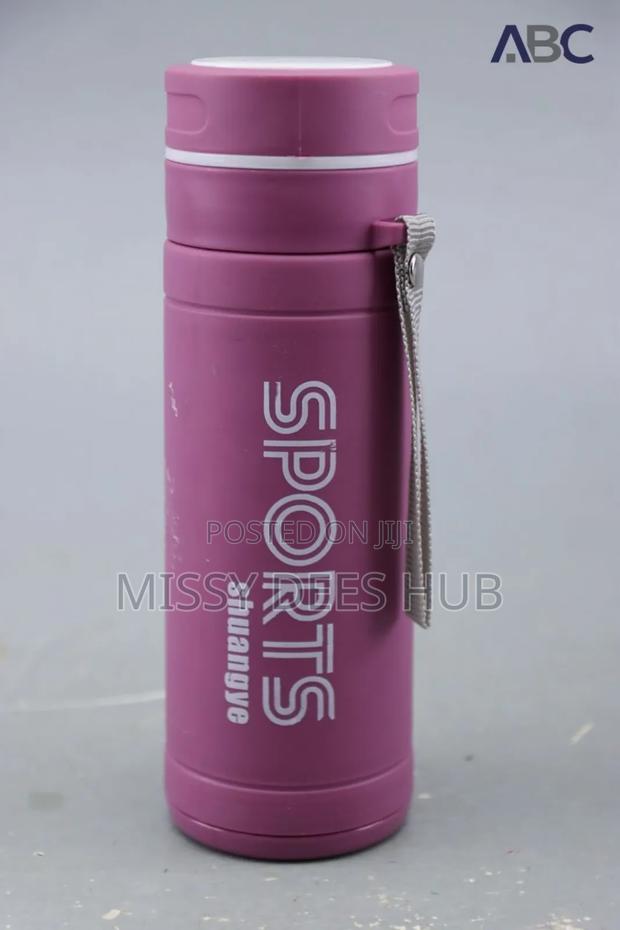 Glass Water Bottle · Photo 2