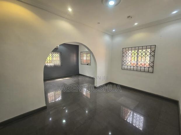3bdrm House in Manet Viile Estate, Spintex for rent · Photo 5