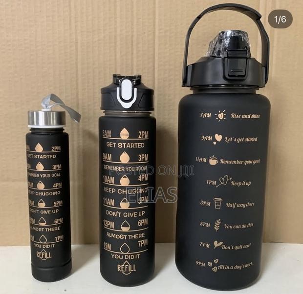 Bottle Three in One Motivational Water Bottle · Photo 1