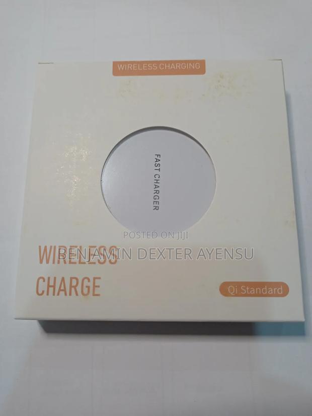 Magsafe Charger for iPhones, Wireless.